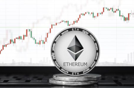 Ethereum layer 2 tokens surge as Mantle leads market recovery after $19 billion crypto crash.